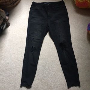 Black distressed jeans